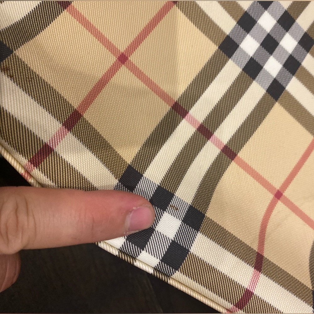 Burrberry Plaid Bag - Picture 8 of 9